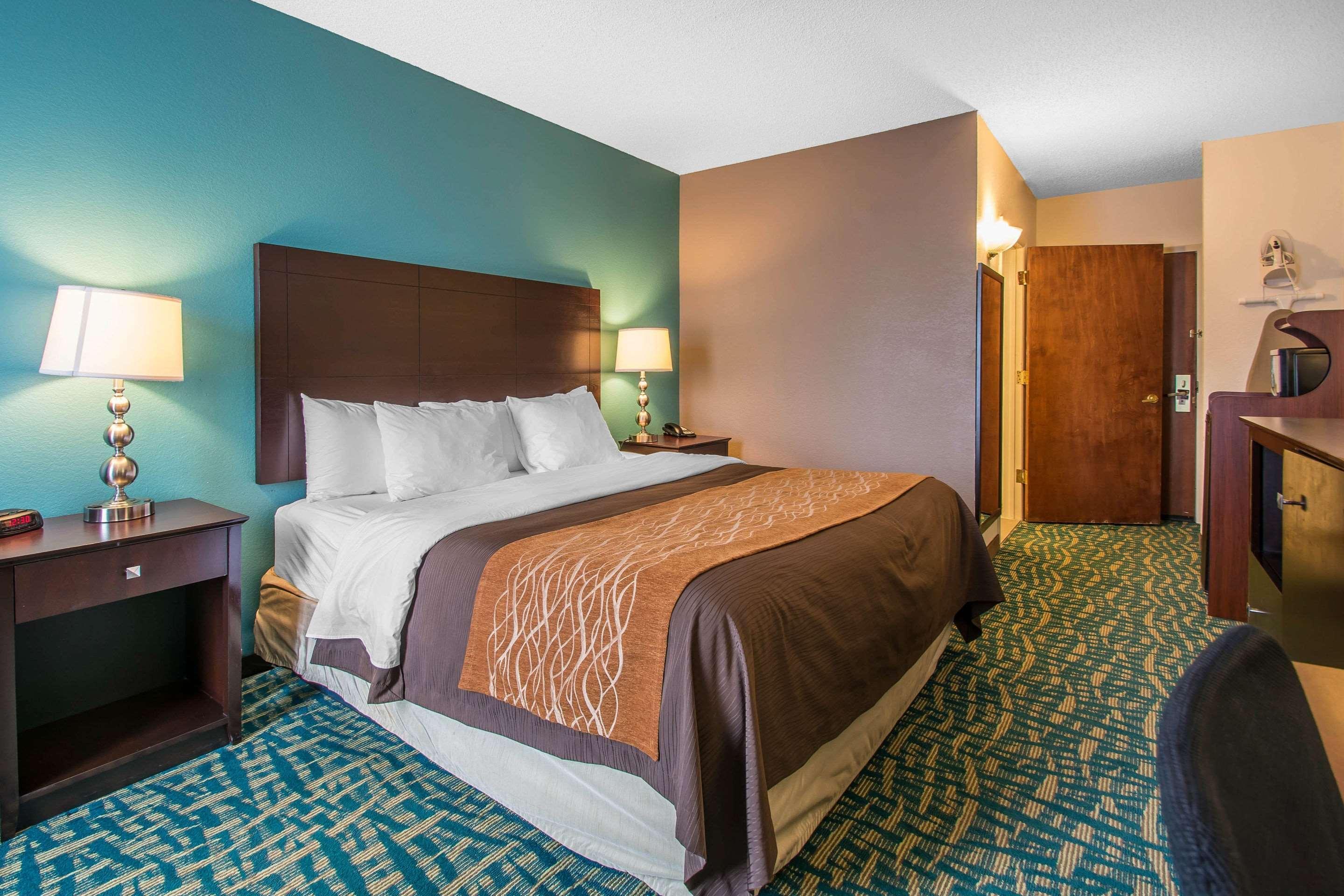 Comfort Inn & Suites Fort Lauderdale West Turnpike Lauderdale Lakes Екстериор снимка