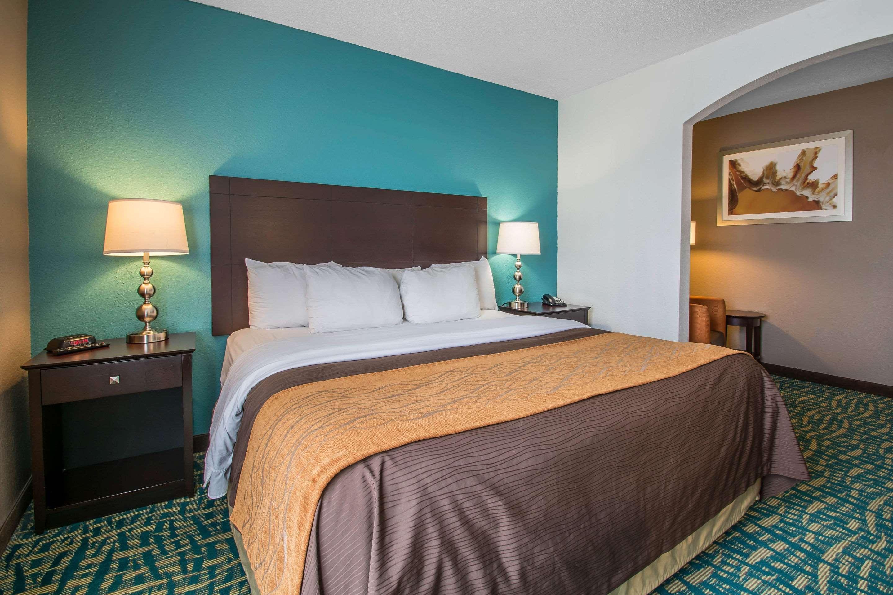 Comfort Inn & Suites Fort Lauderdale West Turnpike Lauderdale Lakes Екстериор снимка