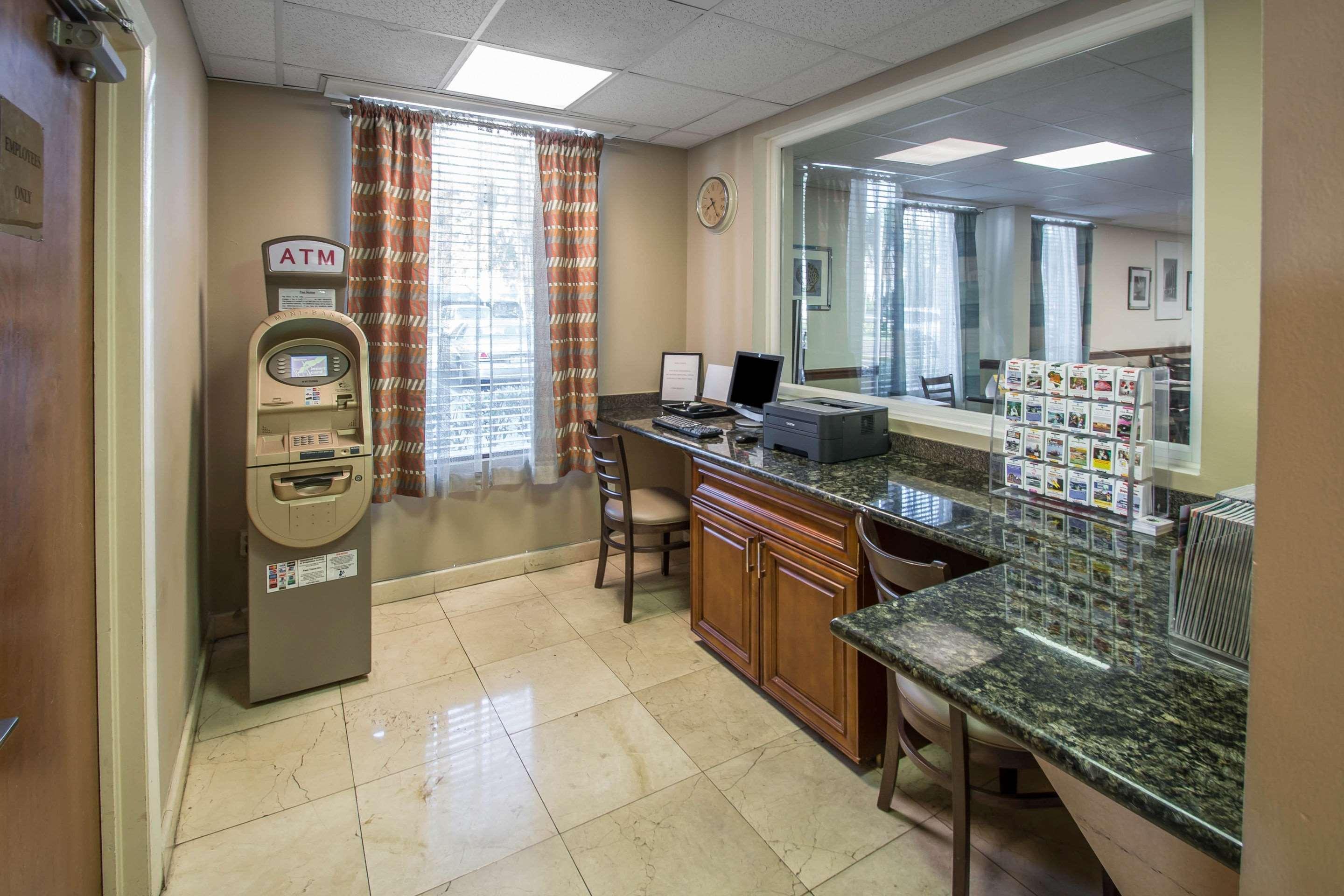 Comfort Inn & Suites Fort Lauderdale West Turnpike Lauderdale Lakes Екстериор снимка