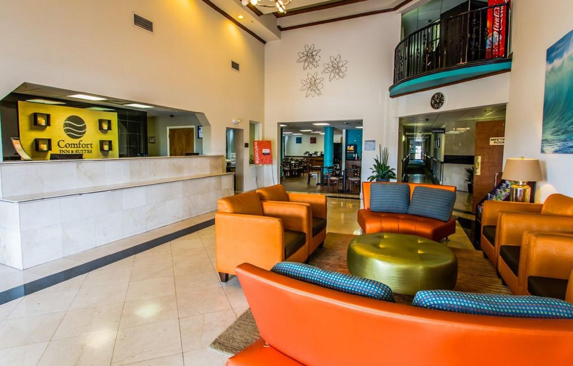 Comfort Inn & Suites Fort Lauderdale West Turnpike Lauderdale Lakes Екстериор снимка