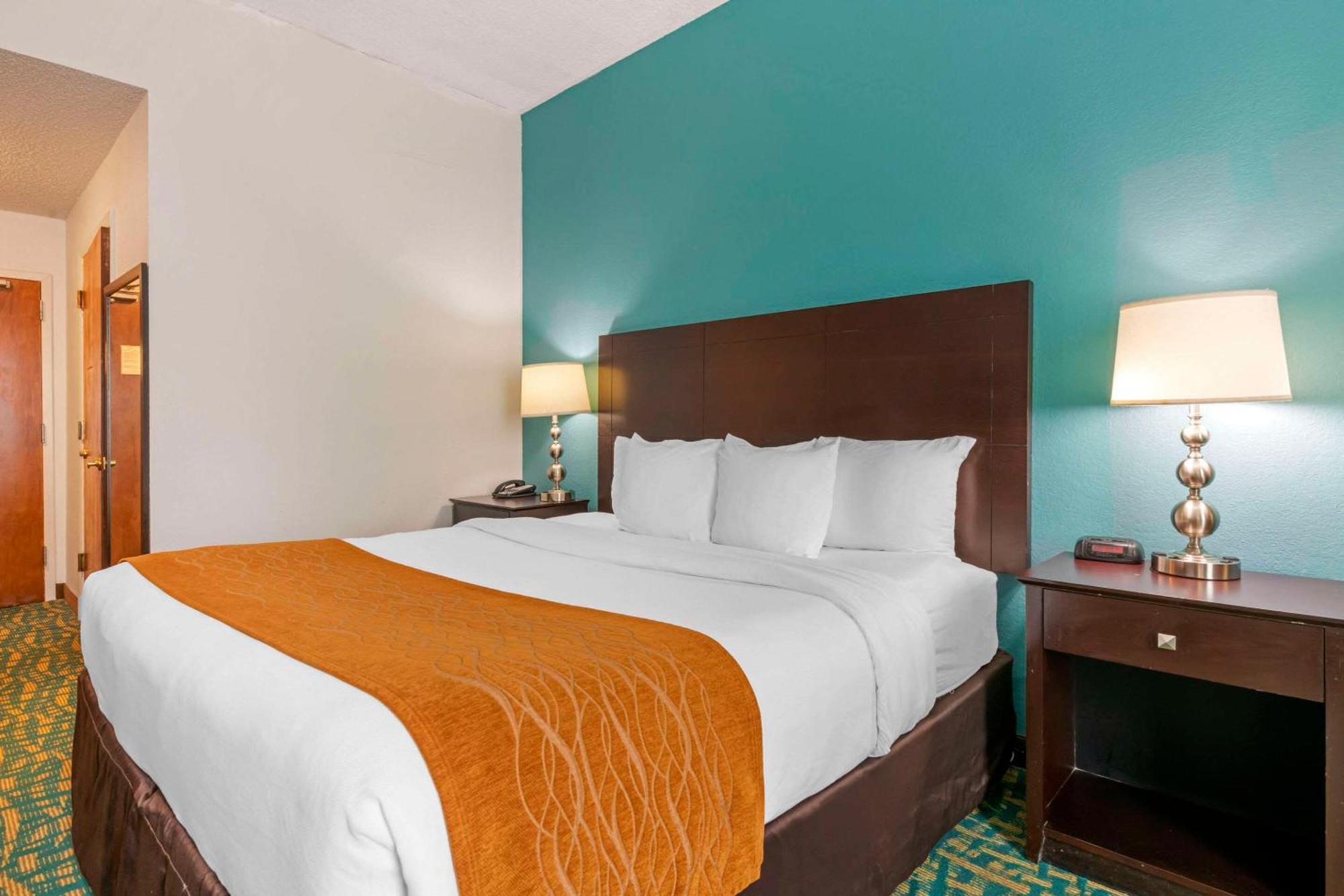 Comfort Inn & Suites Fort Lauderdale West Turnpike Lauderdale Lakes Екстериор снимка